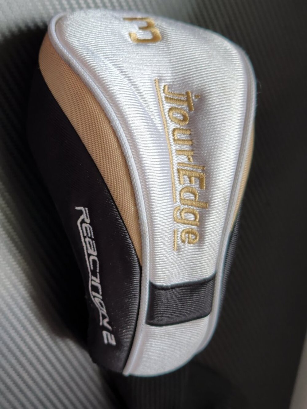 Tour Edge Golf Reaction 2 - 3 Wood Headcover - White/Black/Gold